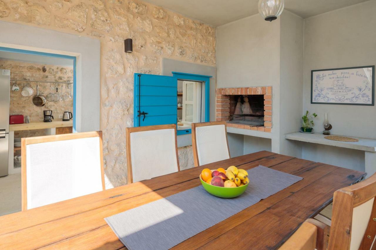 זאוסטרוג Villa Mara מראה חיצוני תמונה